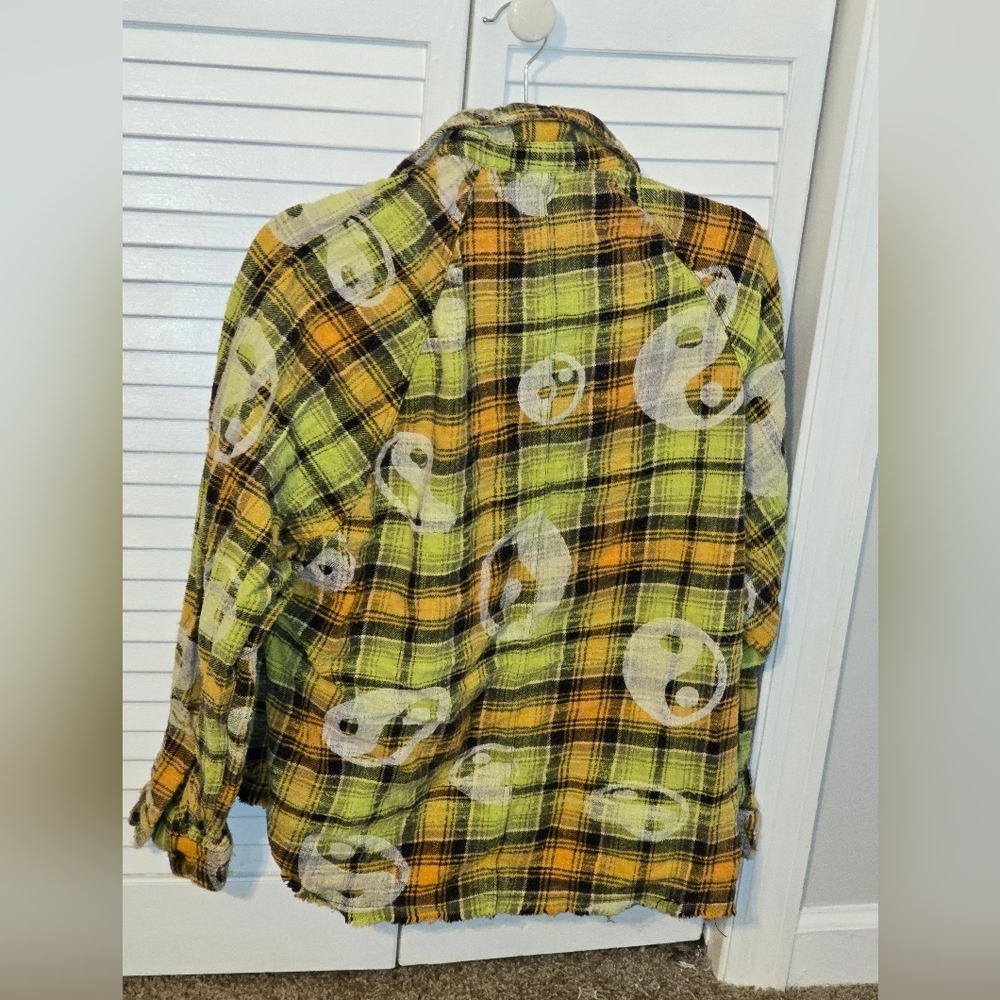 BDG YIN YANG Urban Outfitters Neon Yellow Plaid Flannel Shirt – Size S - Picture 3 of 6